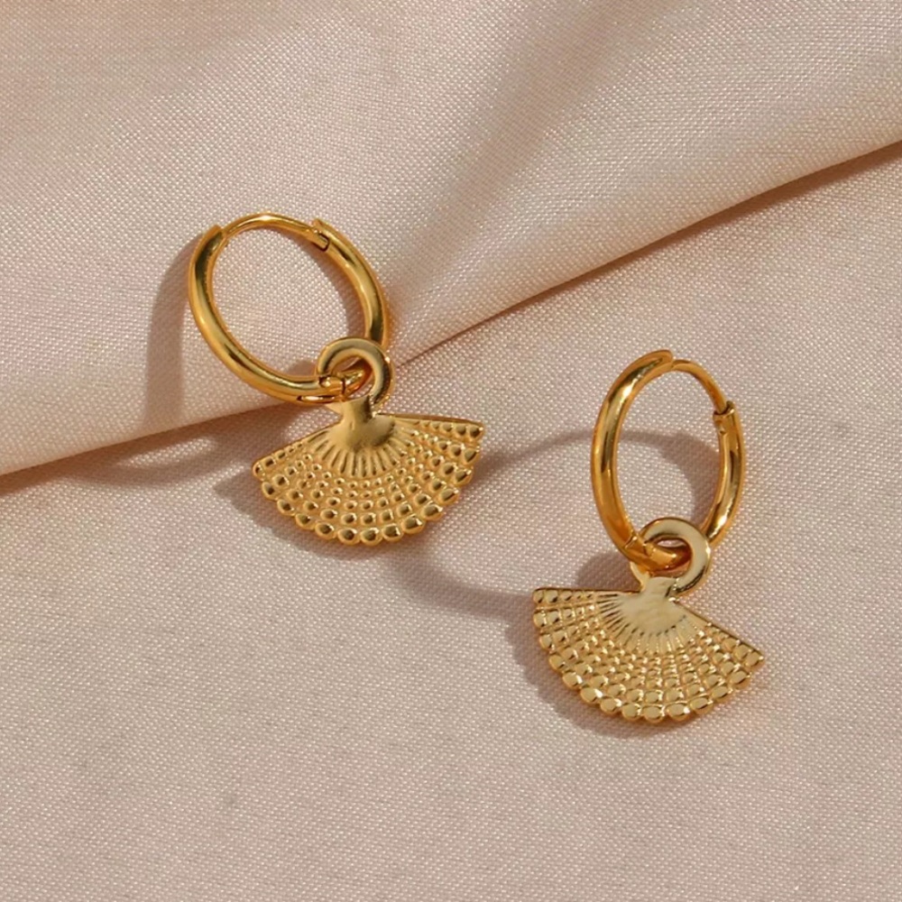 New 18K Gold Pendant Drop Hoop Earrings - Picture 4 of 6